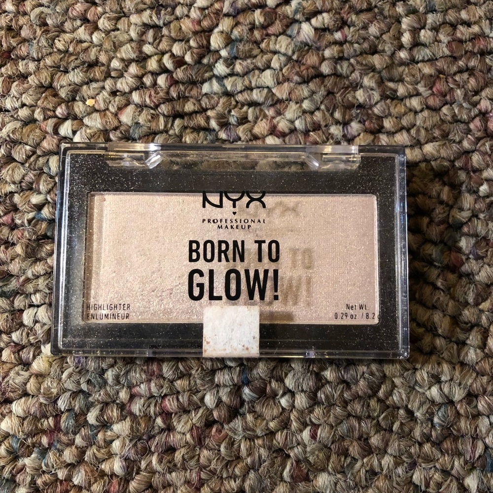 ‘Born to Glow’ highlight